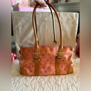 🔥 Fire Sale 🔥
Vintage 00s Dooney & Bourke Pink Leather Rainbow Monogram